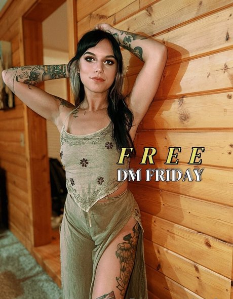 Ela Rose star naked images