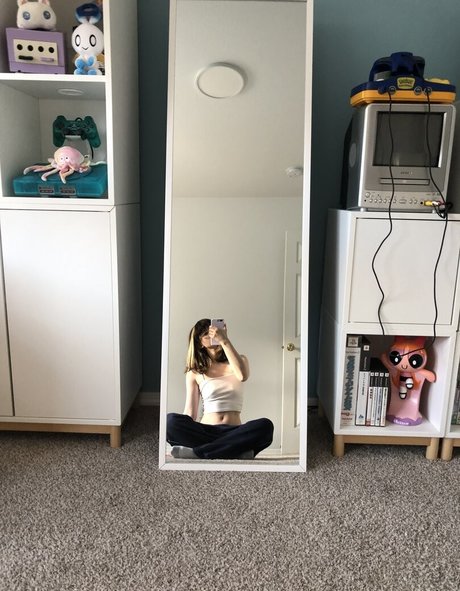 TamashiiHiroka erotic model photo