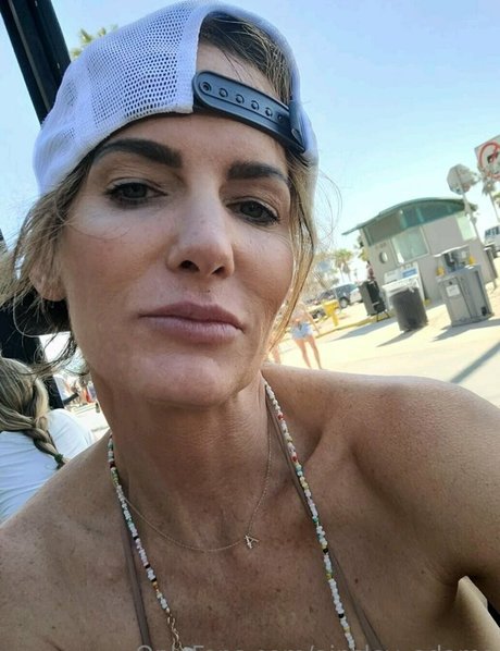 ainsley adams naked actress gallery