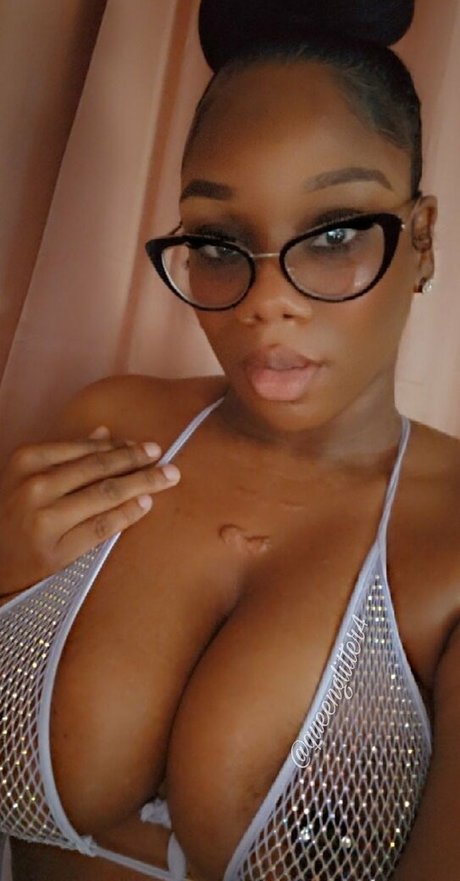 ReignofGlitter pornstar art galleries