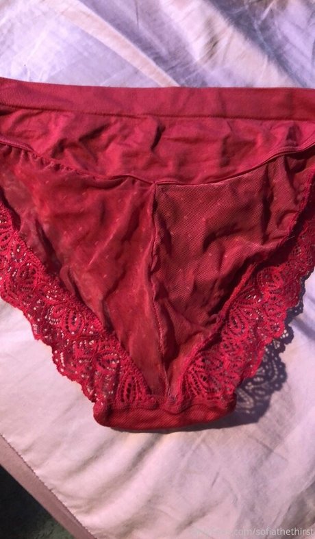 sofiathethirst model erotic pics