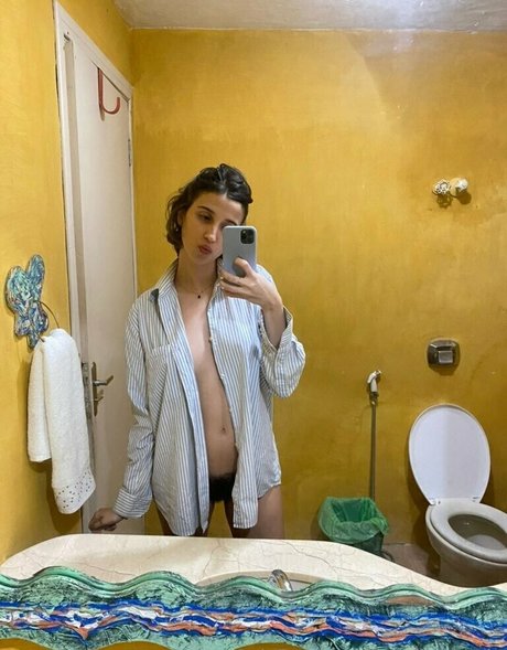 Martina Peach pornstar xxx picture