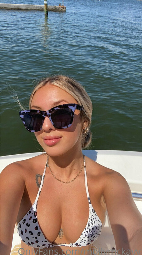 mollymckayy beautiful star img