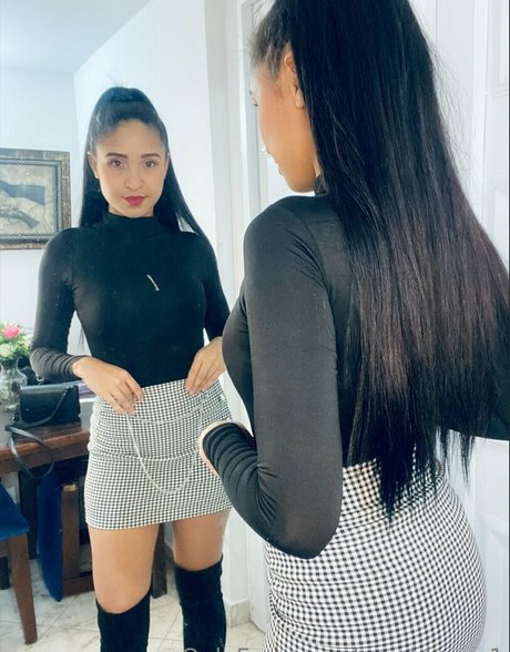 sarahlopez1 model nudes picture