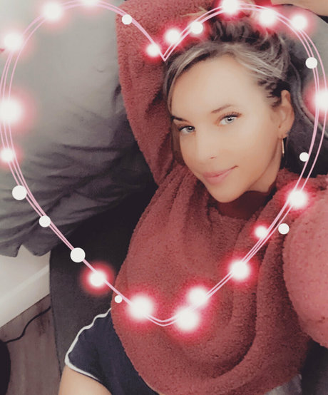 summerhfree model top image