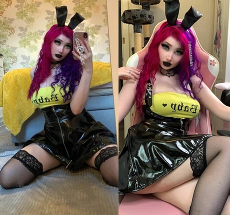 DeannaDarby sexy actress gallery