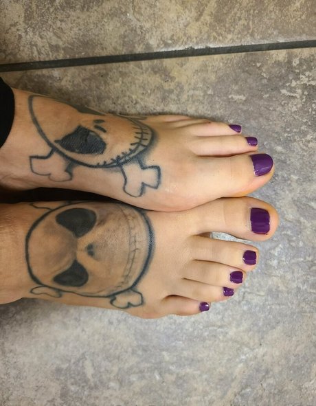 tattedfeetbabe9 pornstar pretty archive