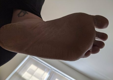 flirtyf33t94 hot star image