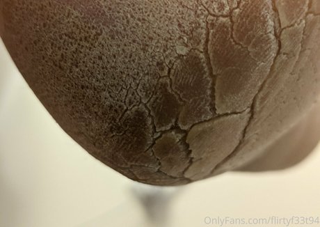 flirtyf33t94 sexy actress archive