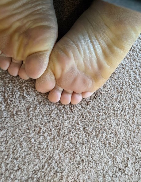 flirtyf33t94 high quality model gallery