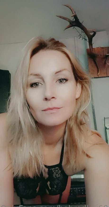 bobradley69free star erotic galleries