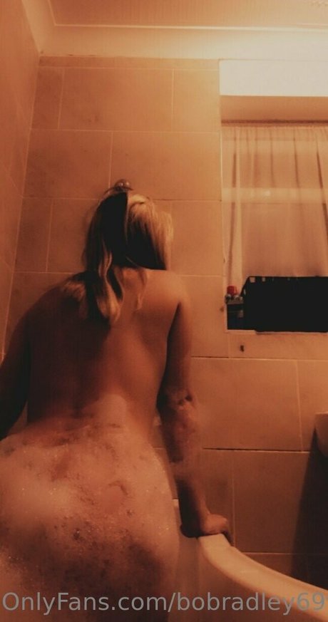 bobradley69free model erotic photo