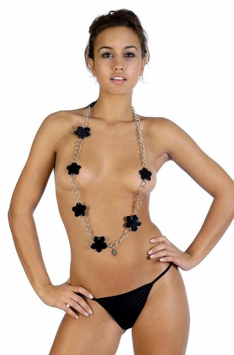 Megan Montaner model gallery