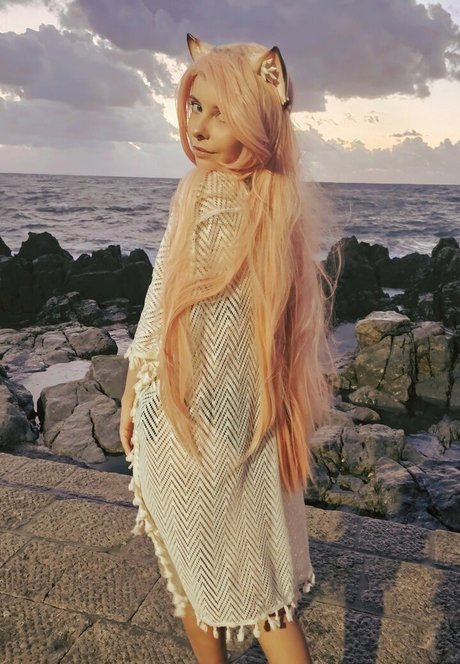 zelenaya zlaya model naked image