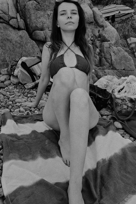 zelenaya zlaya nude actress photos