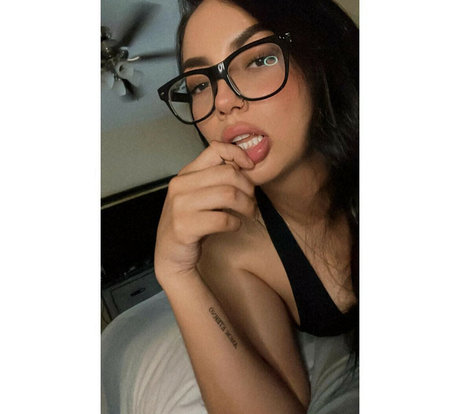 Perla Lucero star adult img