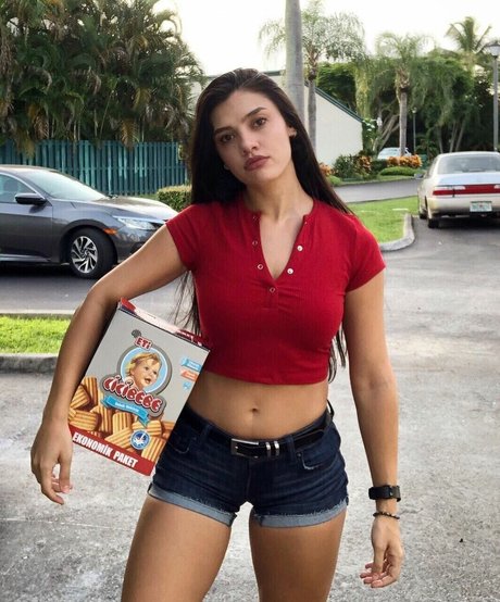 eceozbdk free pornstar image