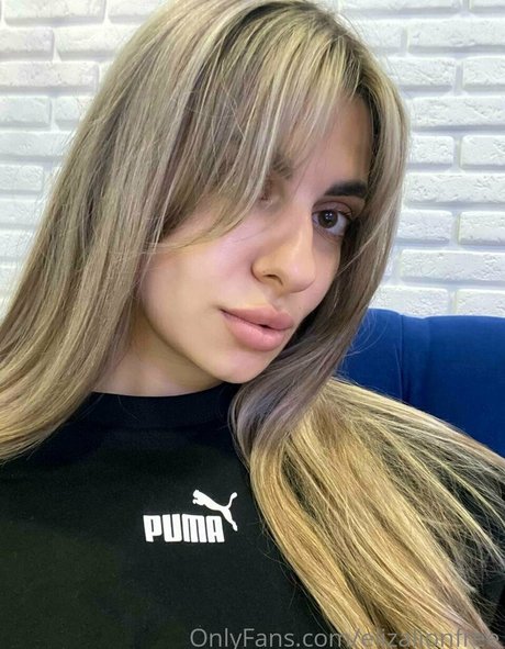 candyadria model exclusive images