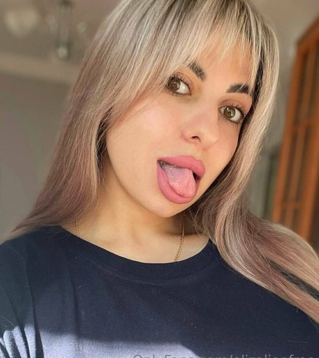 candyadria erotic pornstar photos