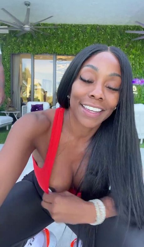 Coach Stormy star pornographic pictures