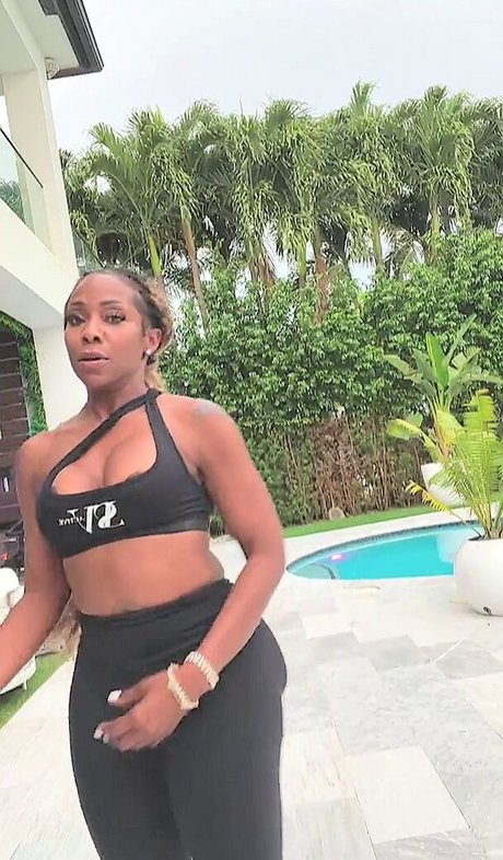 Coach Stormy naked star pic