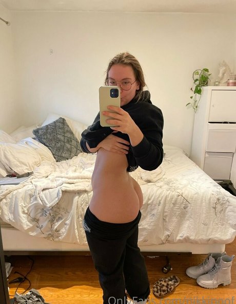 xokatiexoxo free pornstar photo