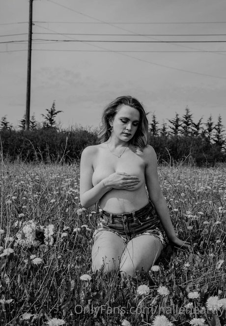 halleheartly pretty star pics