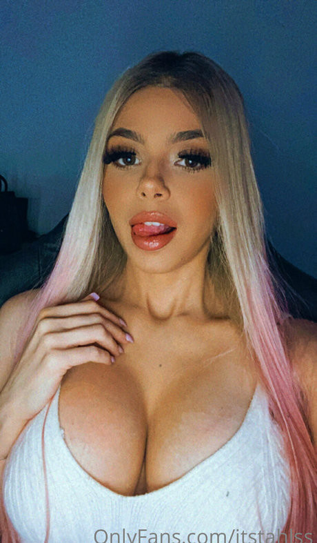 ttttttails star pornographic photos