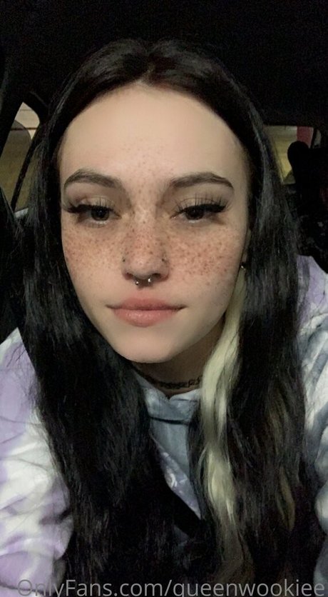 queenwookiee free pornstar photo