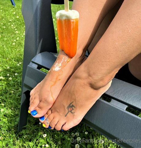 cutiefeetzies nudes pornstar picture