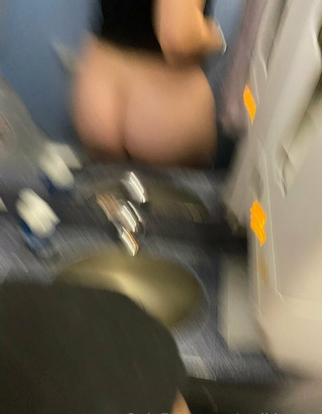 walkingaia model porn pictures