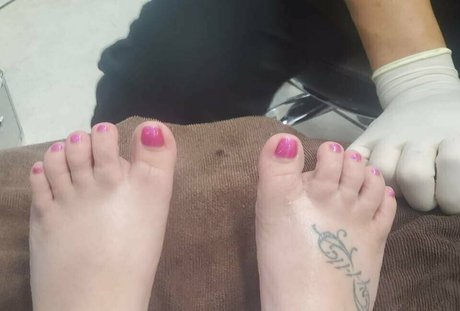 carrotcaketoots pornstar erotic image