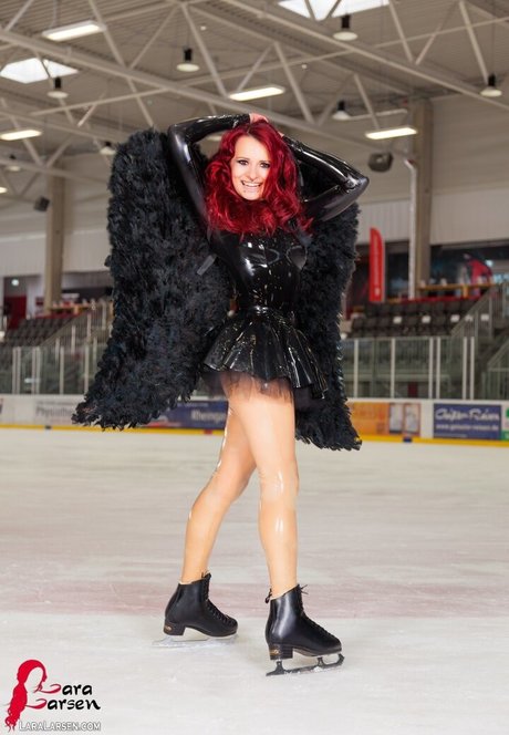 Lara Larsen pornstar nudes archive