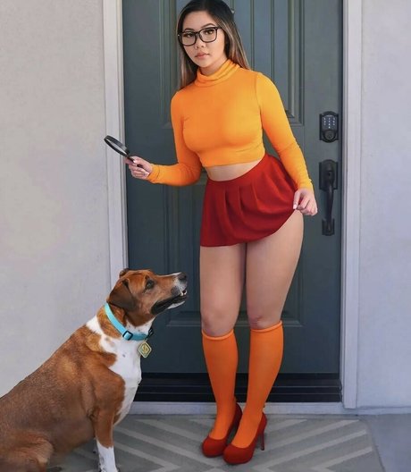 Mimi Truong art model pictures