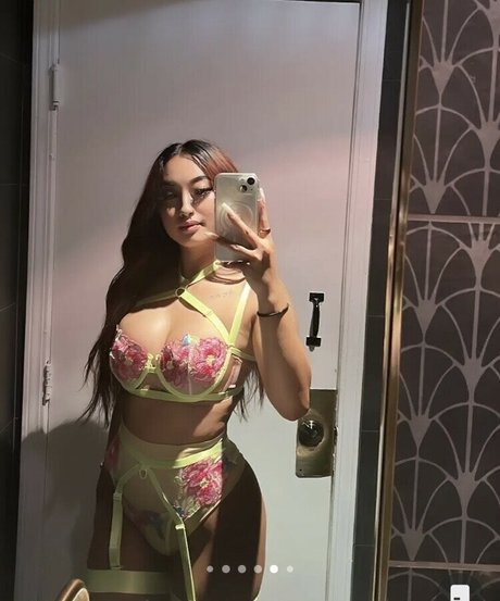 Mlvareezy erotic star photos