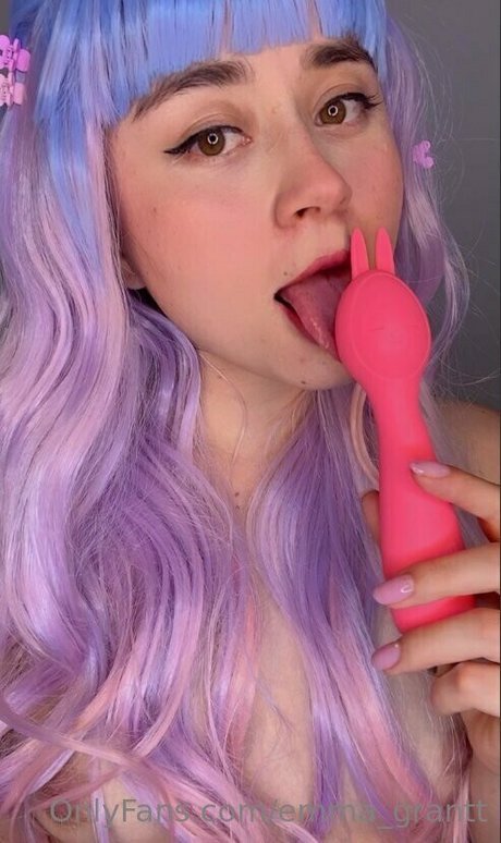 emma grantt model exclusive images