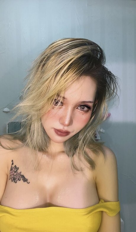 Hasuka95 adult star pics