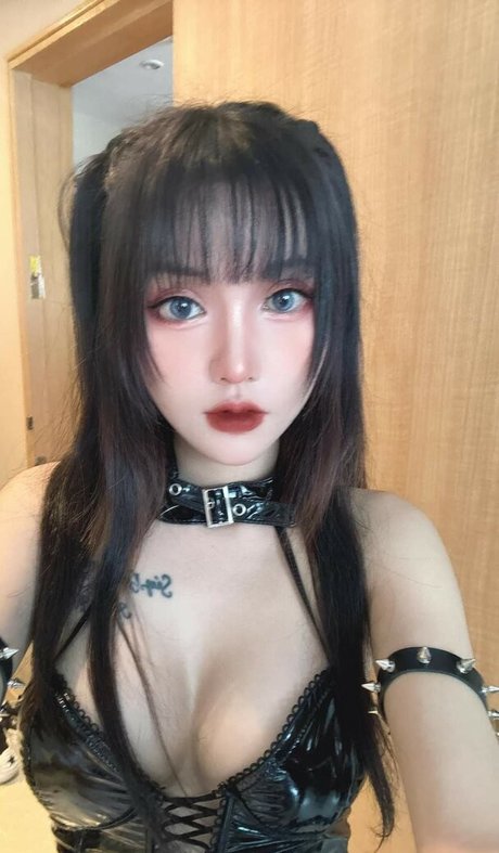 Hasuka95 top pornstar pictures