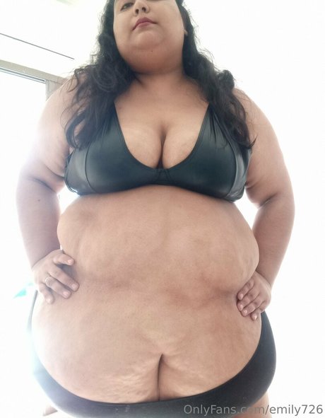 emily726 nude actress image