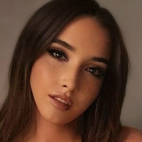 Jess Mulln xxx actress photos