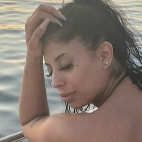 Mixinghenny high quality actress pics