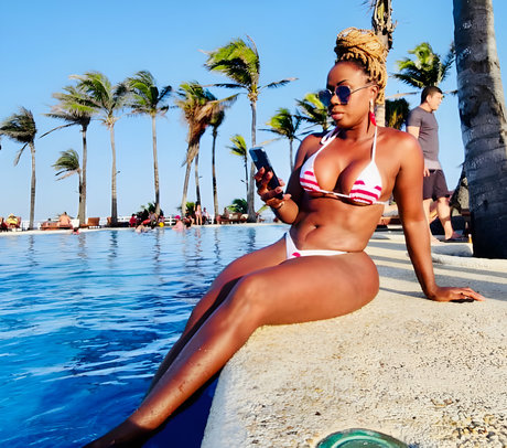 Adelia Soares xxx model img