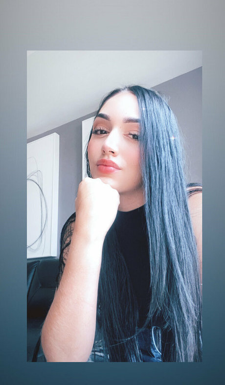 naugthyabb1 nice model img