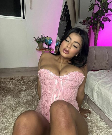 caramelo xox pornstar pretty gallery