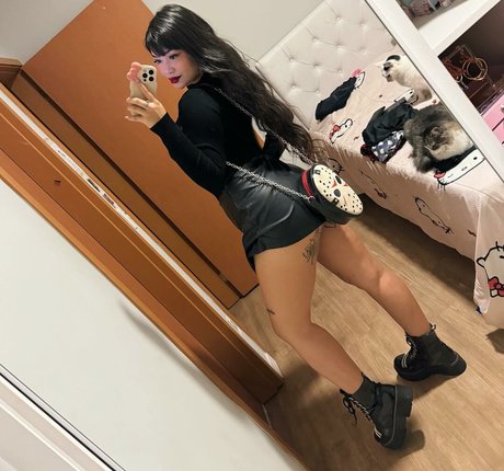 Nicole Melchiori pornstar exclusive picture