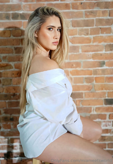 miameetsworld nude actress pic