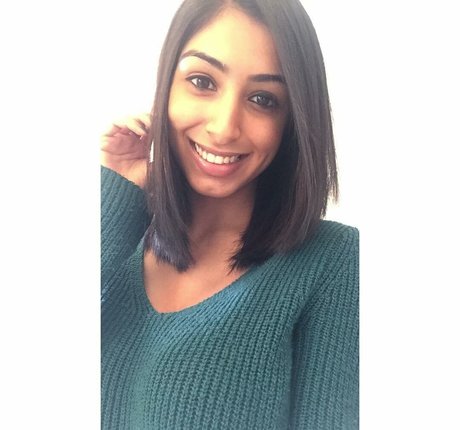 Sasha Kalra star perfect pictures