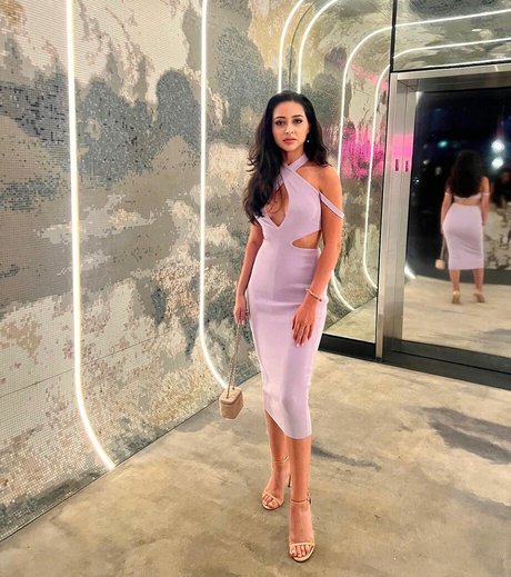 Serena Milan model hot picture