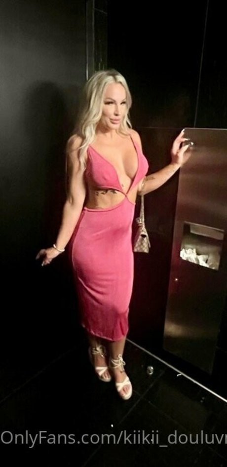 a v a james88 exclusive pornstar image