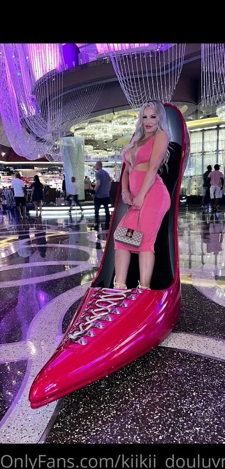 a v a james88 pornstar art picture